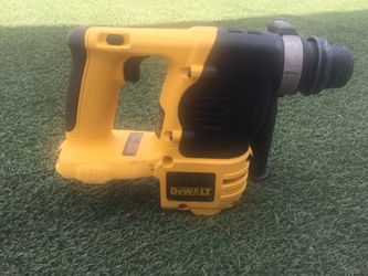 DEWALT HAMMER - DRILLS LIKE BUTTER!..