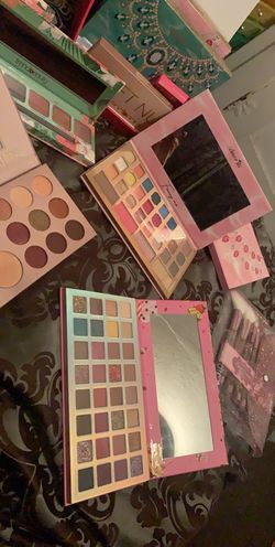 makeup palettes 🎨