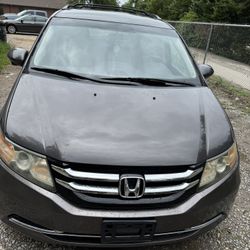 2016 Honda odyssey SE