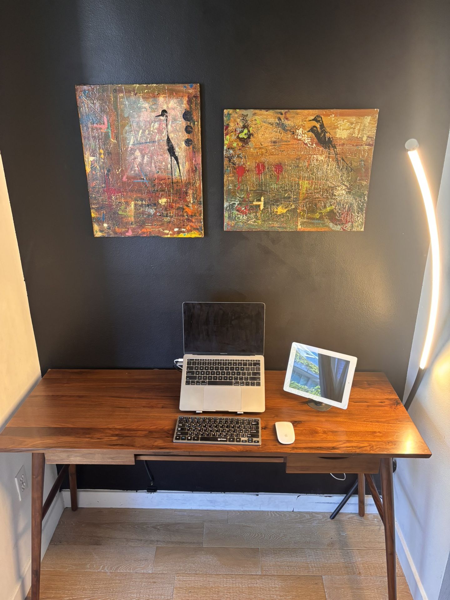 55” Solid Walnut Desk, High Quality, Condition As New