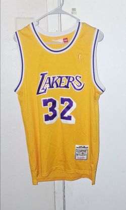 Mitchell & Ness Vintage Lakers Jersey #32