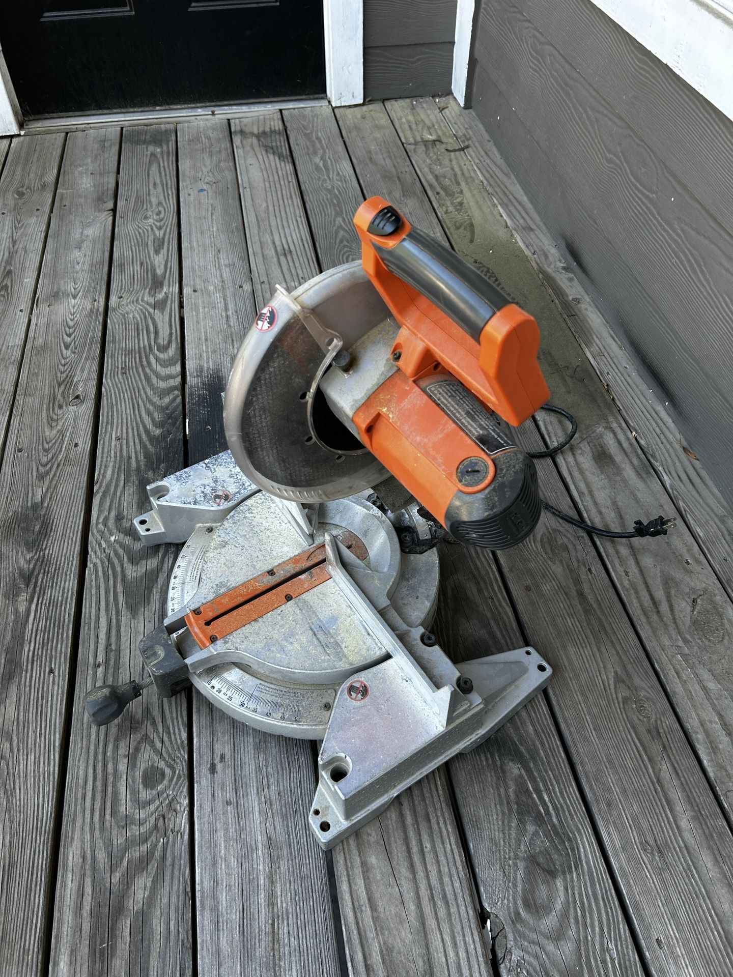 Ridgid 10" Dual Bevel Sliding Miter Saw