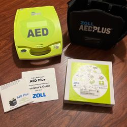 Zoll AED Plus Defibrillator With Extra Set Pads 