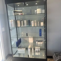 Display Showcase