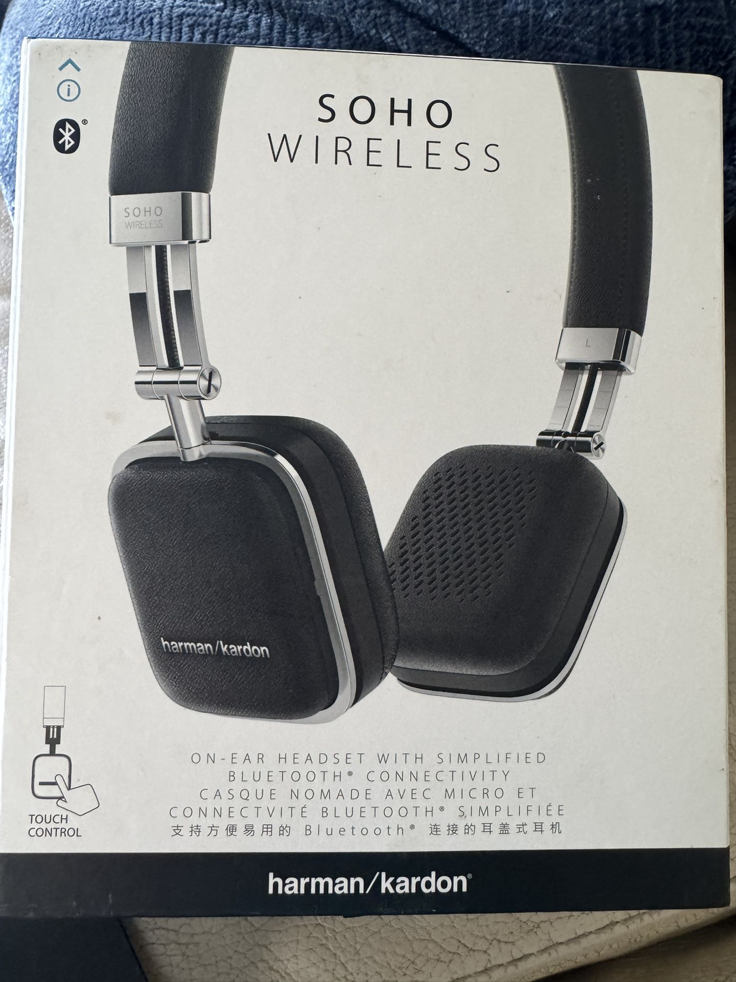 Harman Kardon SOHO wireless headphones