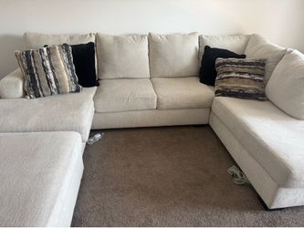 Ashleys Sectional