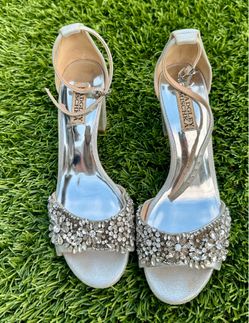 Badgley Mischka 7.5 Heels