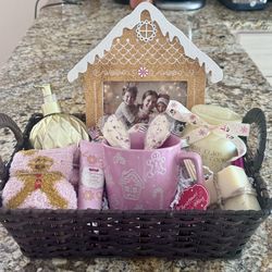 Christmas Gift basket 