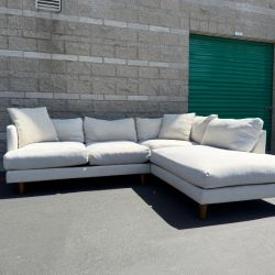 Living Spaces Abilene Sectional Sofa (Retails $2,000)- Delivery Available!