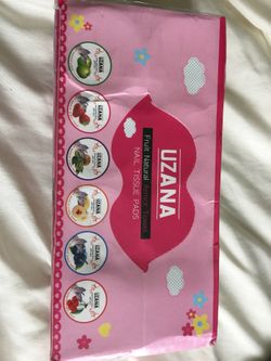 Nail polish remover pads