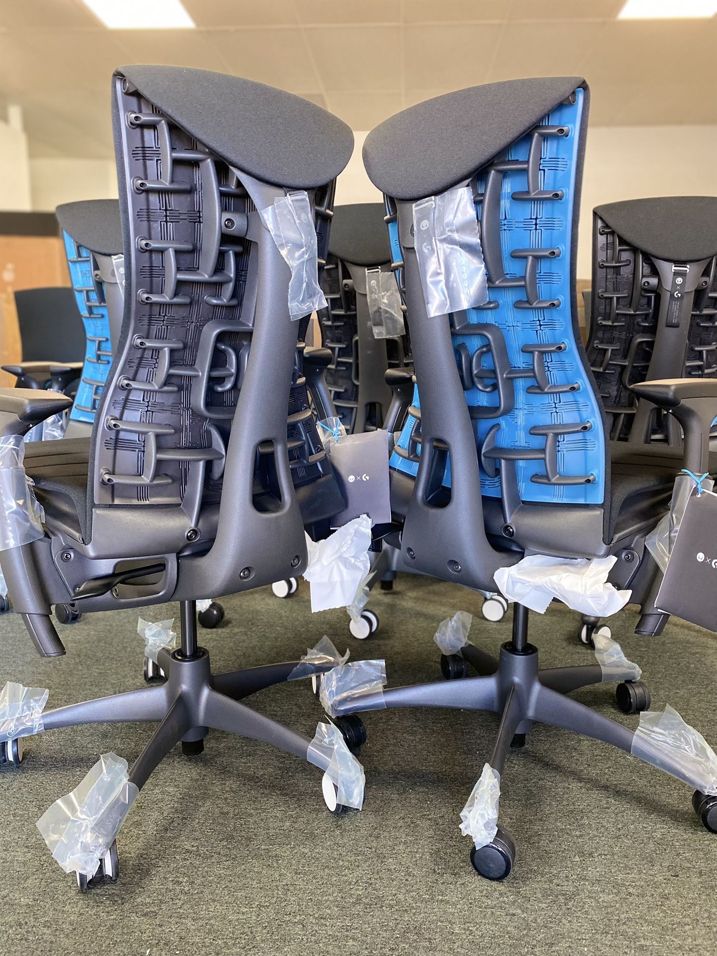 BRAND NEW LIKE NEW HERMAN MILLER LOGITECH EMBODY CHAIR ✓ AERON