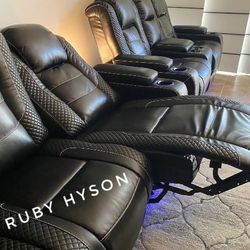 Big Sale ! Party Time Power Reclining Sofa 💫 Reclining Loveseat| Brand New| 39$ Down Payment @ Sameday Delivery 🚚