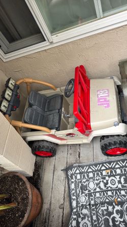 Jurassic Park Car with battery for kids around 1yo Up or OBO