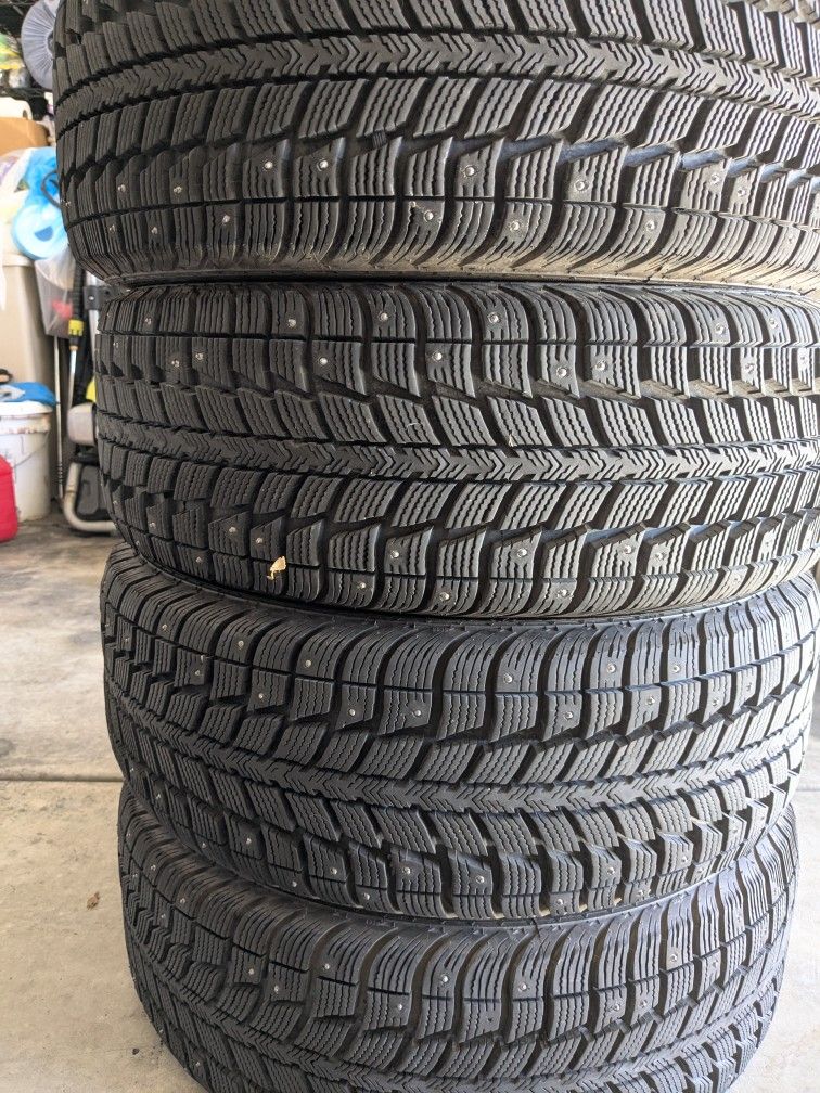 205/55/16 Winter Tires 