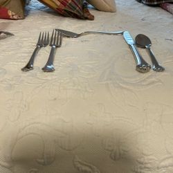 Oneida stainless, Midtowne Pattern (discontinued)