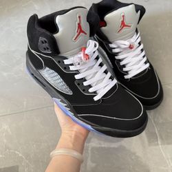 Jordan 5 Metallic 