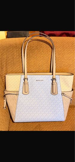 MK Purse ! New