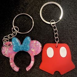DISNEY ❤️ Mickey & Minnie Keychains NEW