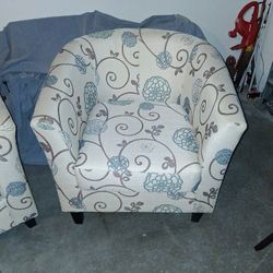 Accent Chairs