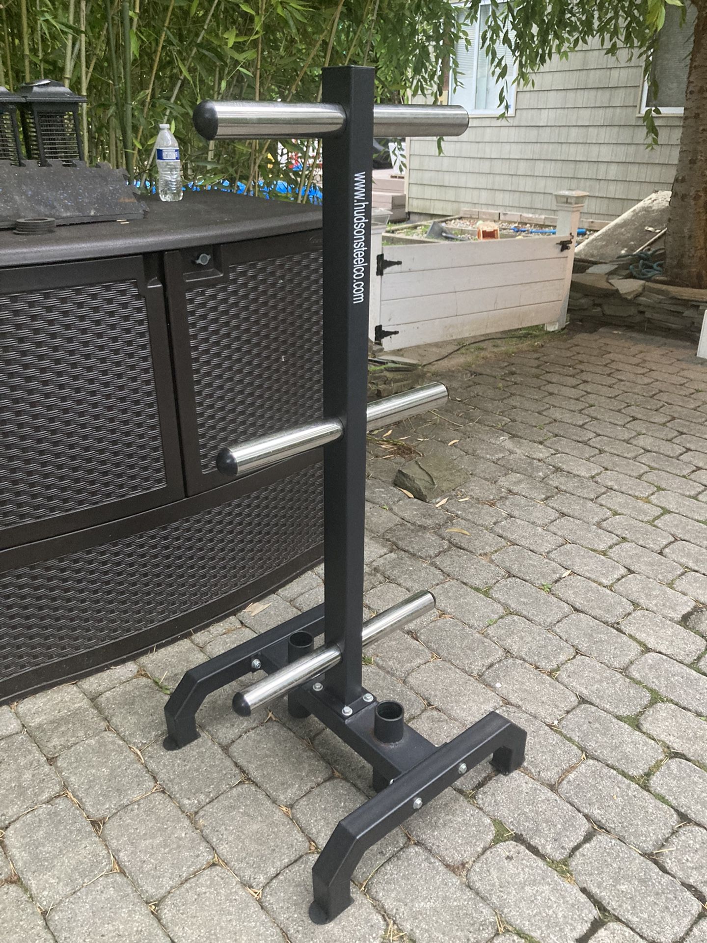 Hudson Steel Vertical Plate Tree Rack With 2 Barbell Holders - Brand New