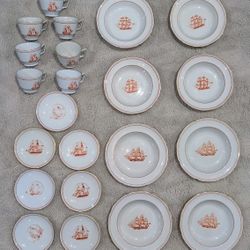 Set Of 22 Pc Spode Trade Winds Red W/Gold Trim ~ Dinnerware Tea/plates Rare Lot!