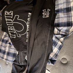 Nice hoodie and sweat pant