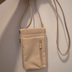 BEIS ID Crossbody 