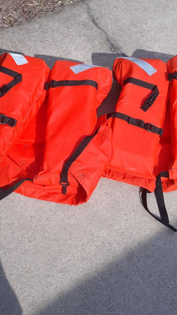 Kent off shore life jackets