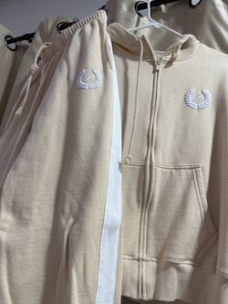 Victoria Secret PINK Cream Zip-Up Hoodie and Jogger Sweatsuit Set