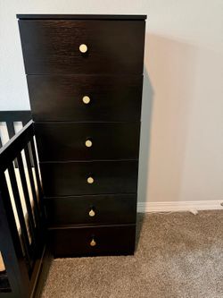 Drawer dresser