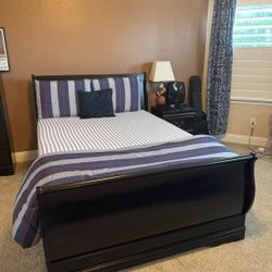 Full Size Bed Frame With Matress
