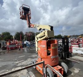 JLG Boom Lift 30’ Electric 