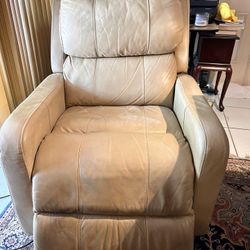 “Lazy Boy” Electric Recliner Chair