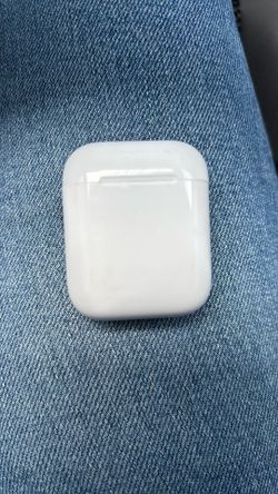 Apple AirPods 2nd Gen