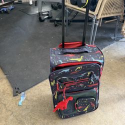 Kids Carry On 