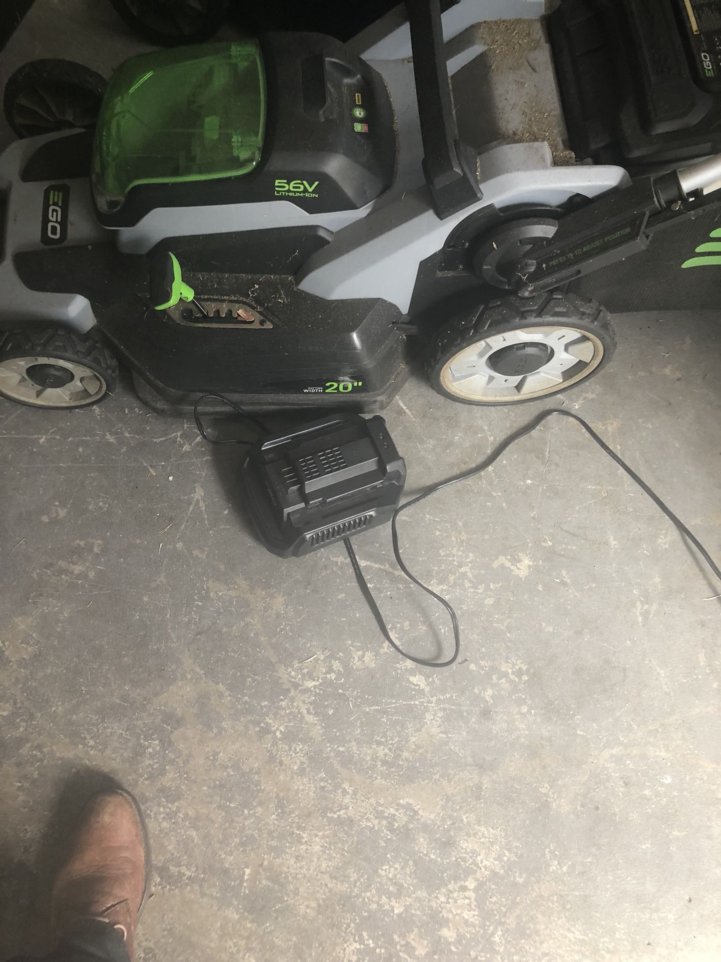 Ego lawnmower with chargers no battery