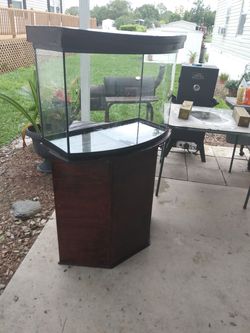36 gal. Bowfront Aquarium w/ custom stand