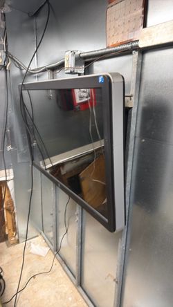 50” touch screen monitor