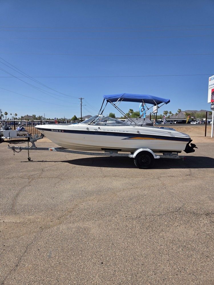 2005 Bayliner 205