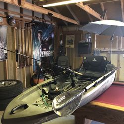 Bass Pro Kayak 10ft