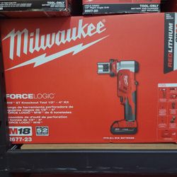 MILWAUKEE M18 FUEL KNOCKOUT TOOL KIT