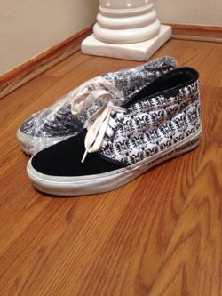 Vans x supreme x nieghborhood collection item