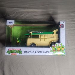 TMNT Donatello & Party Wagon 