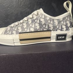 Dior Shoes