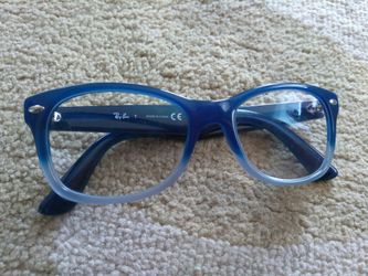 Ray Ban Sunglasses. $40