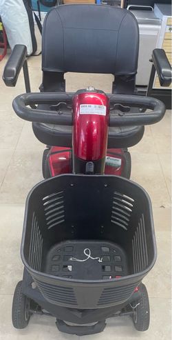 Go-Go 4-wheel mobility scooter Scooter with basket