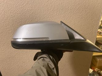 2012 to 2016 BMW right mirrow OEM