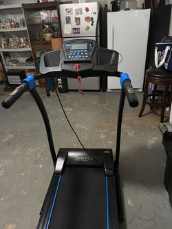 SereneLife Electric Treadmill