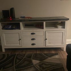 Couch Set With Rug And Ottoman