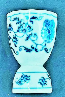 Blue Danube signed egg cup blue onion pattern porcelain.